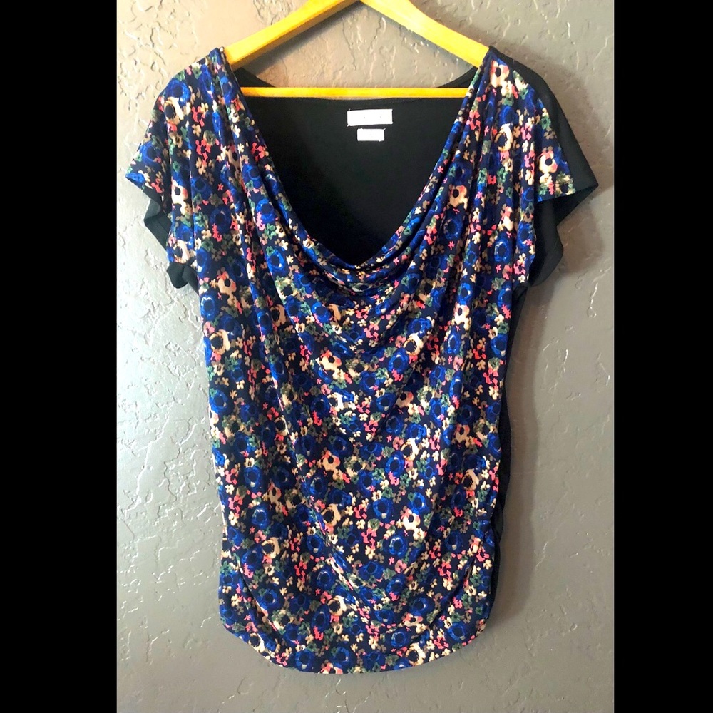Cowel neckline stretch knit too